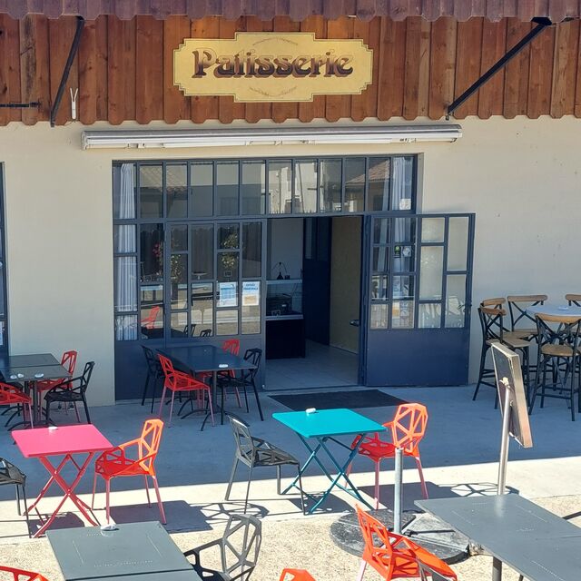Patisserie Café