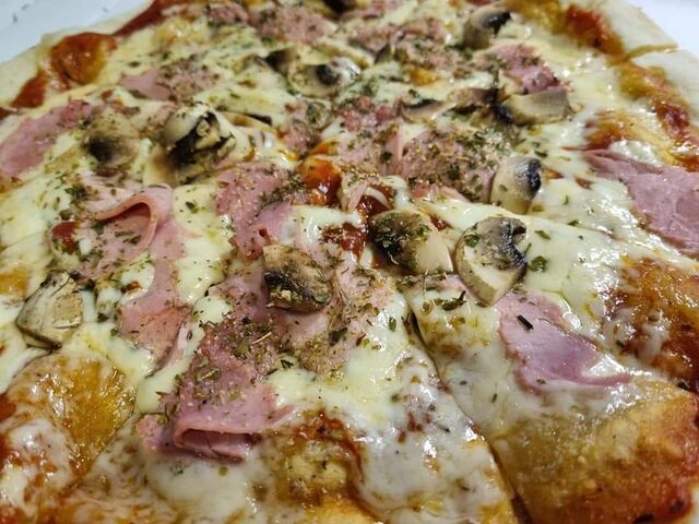 Pizza reine 