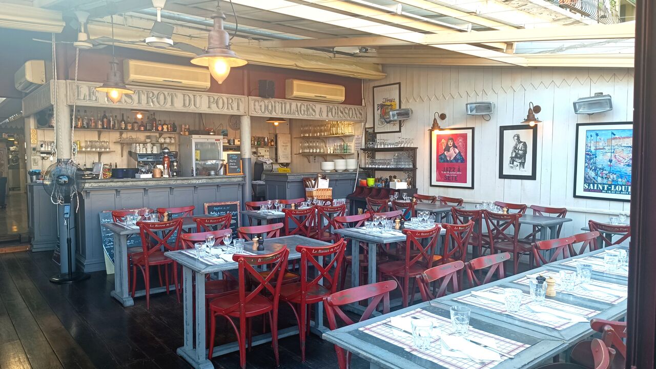 Vue de la salle de devant