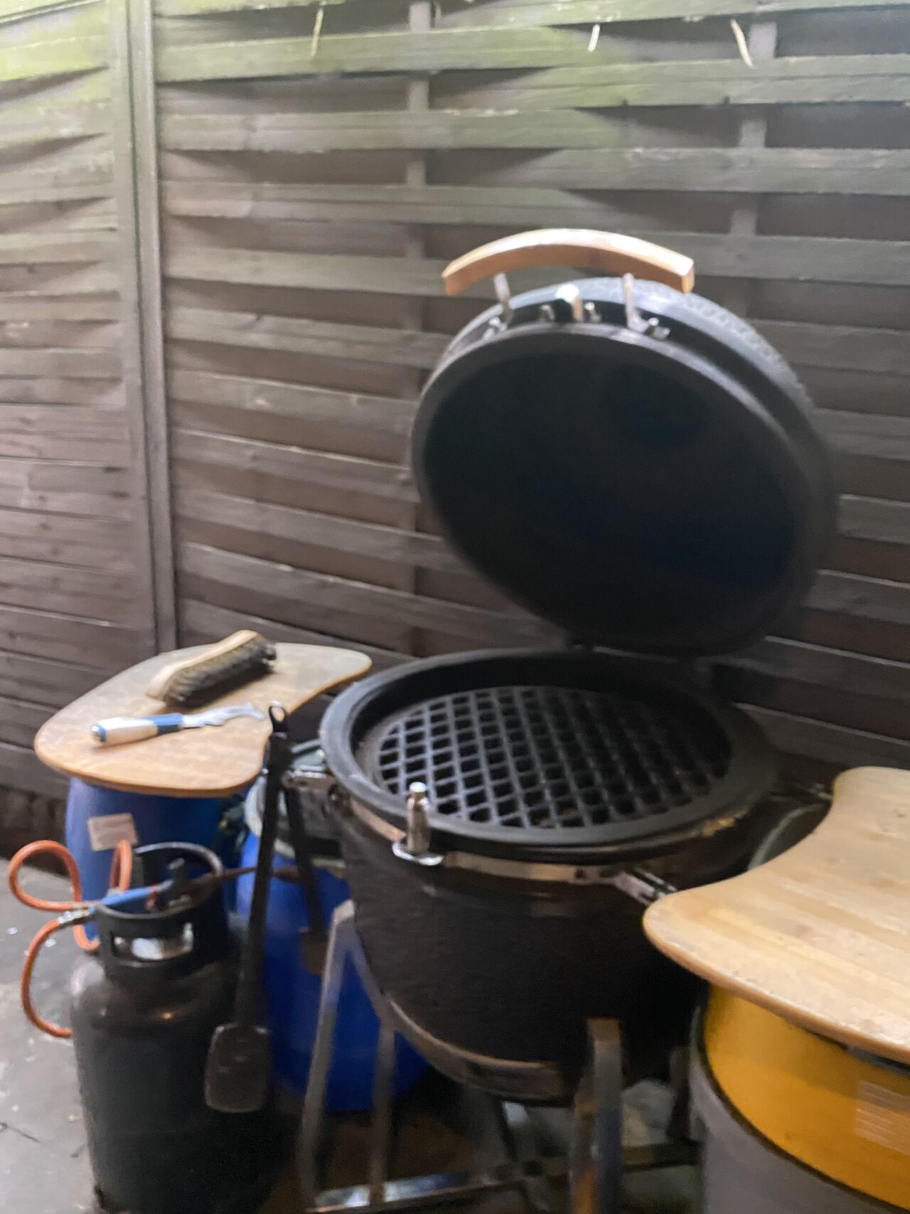 De kamado grill