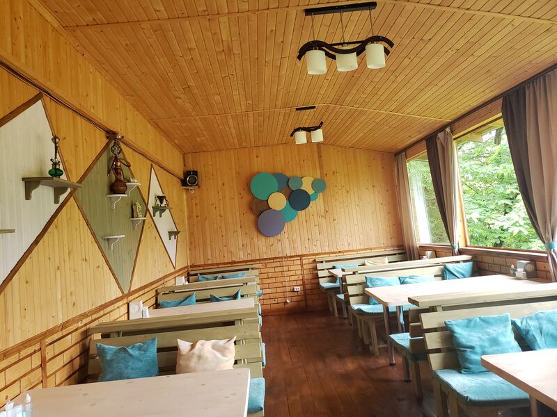 Літня тераса з прекрасним краєвидом