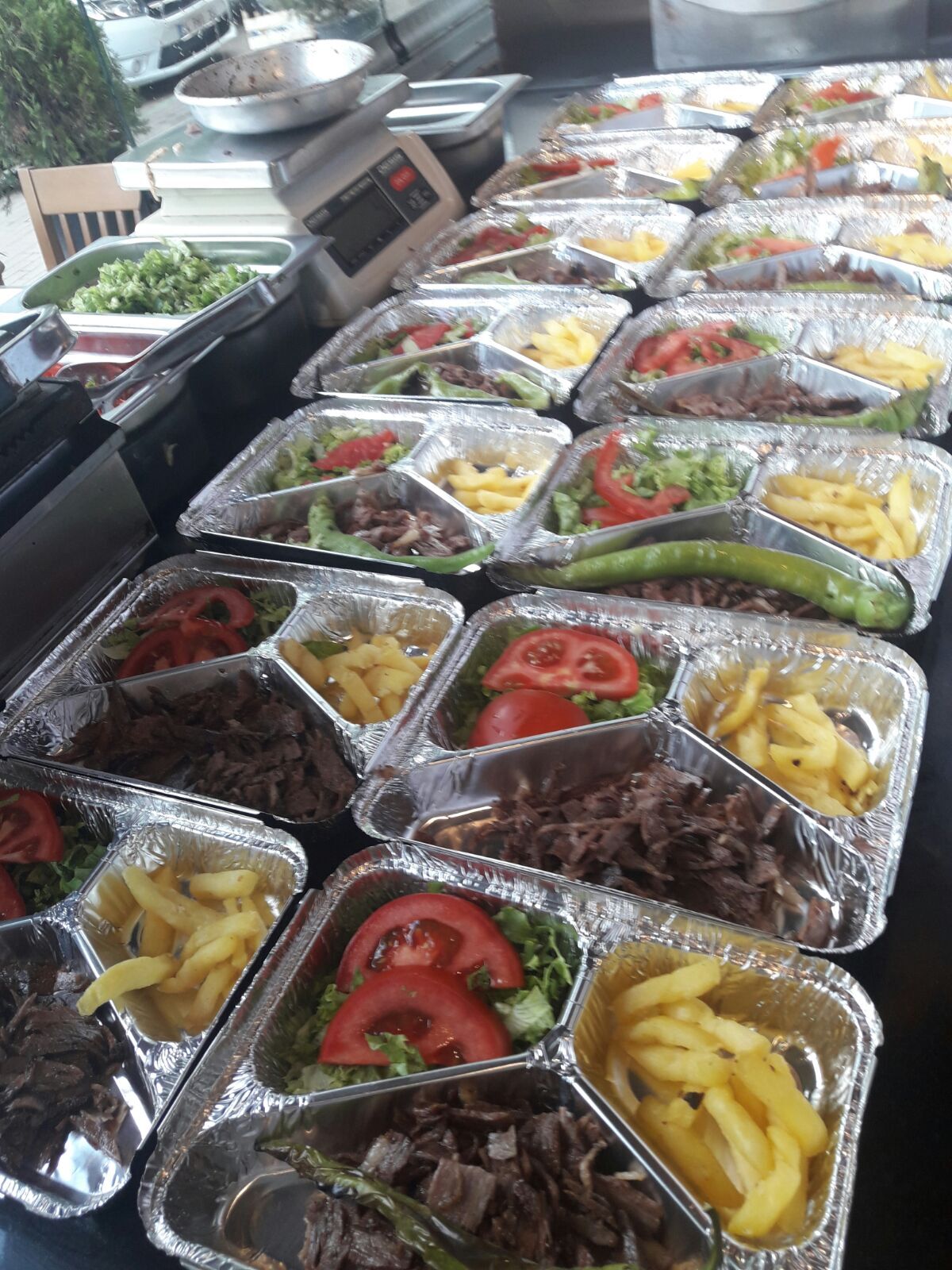 Yaprak döner paket servisimiz 