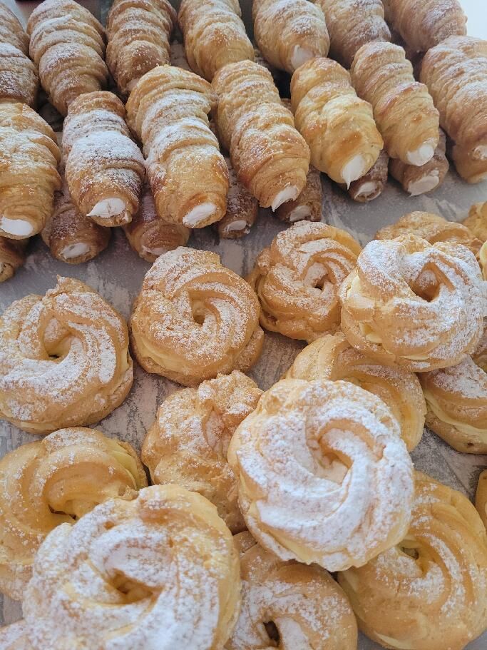 Žloutkové věnečky a mini trubičky