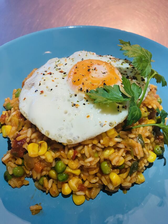 Nasi Goreng als Mittagstisch 