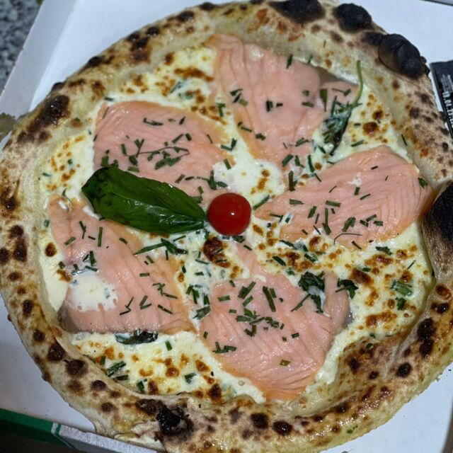 Pizza Salmon
