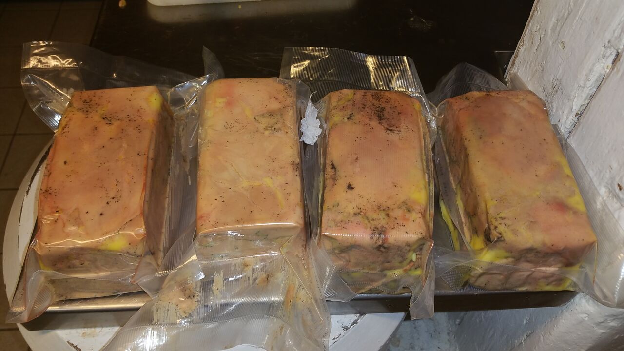 terrine de foie gras mi cuit