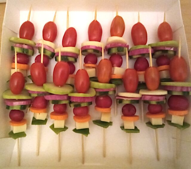 Brochettes de crudités bio & Comté