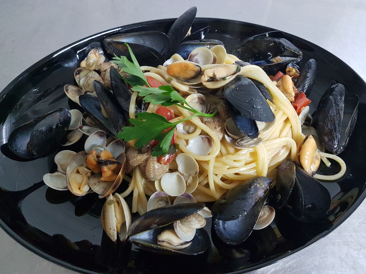 spaghetto allo scoglio