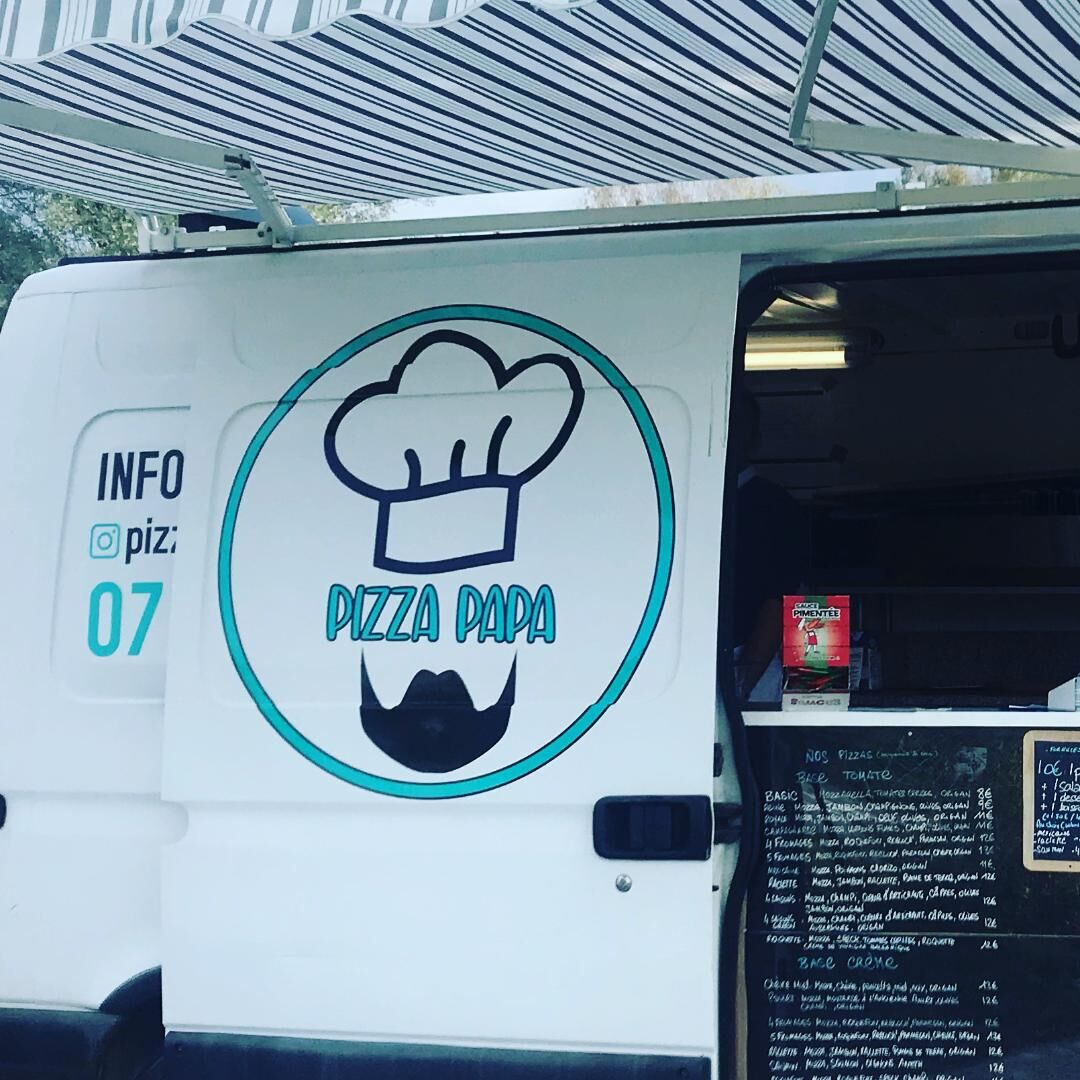 Le camion, en place!