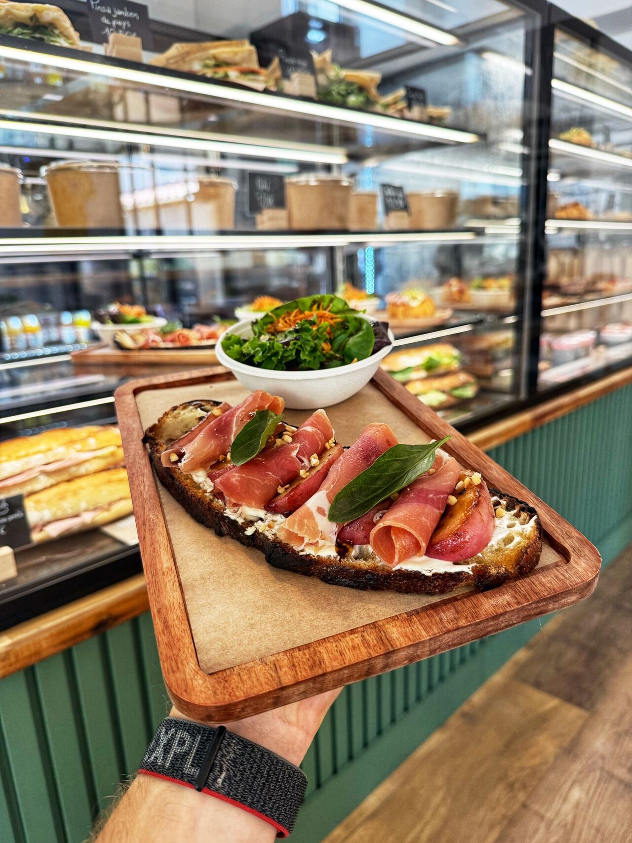 #tartinepêcherotiejambonserrano