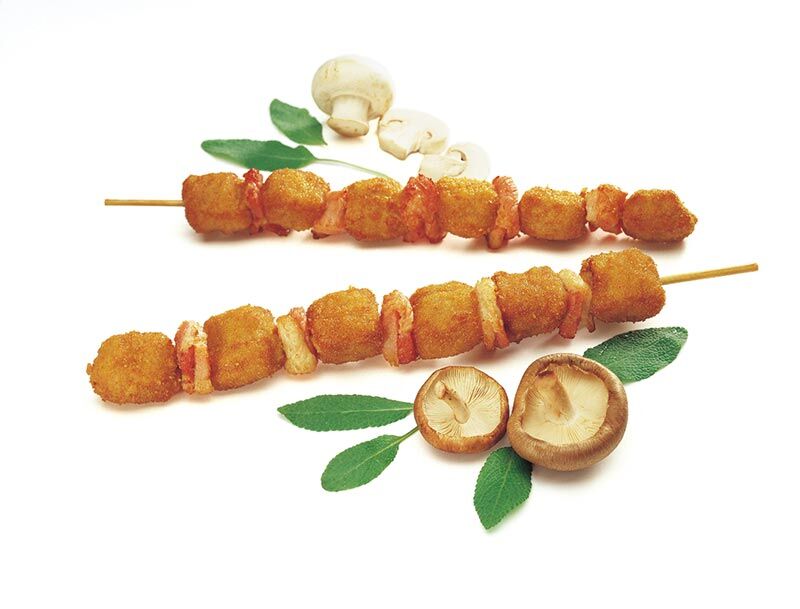 brochette ardennaise
boulette de volaille panée intercalé avec du lardon