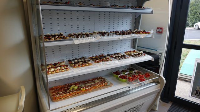 Une cuisine Maison ,des produits de production Local