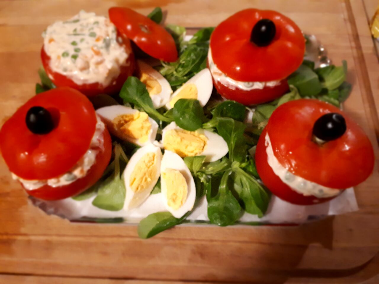 TOMATES FARCIES A LA MACEDOINE FAITE MAISON ET FRAICHE