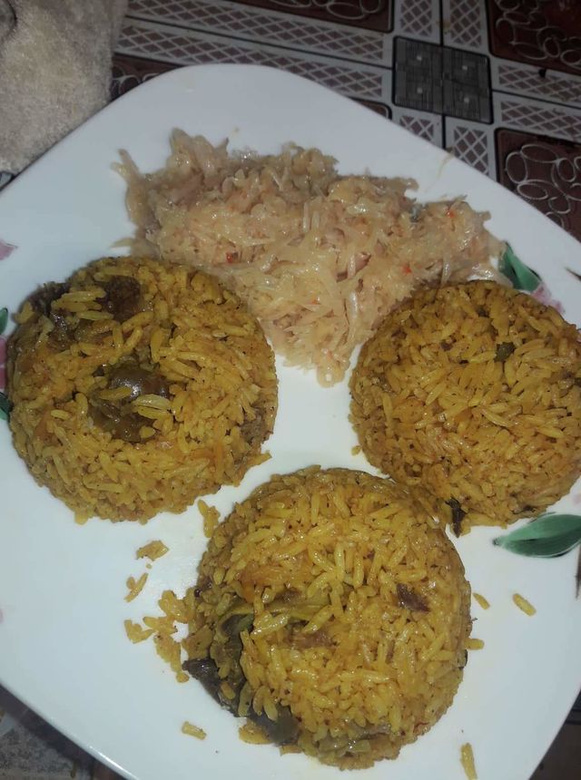 Riz Pilao et salade de papaye