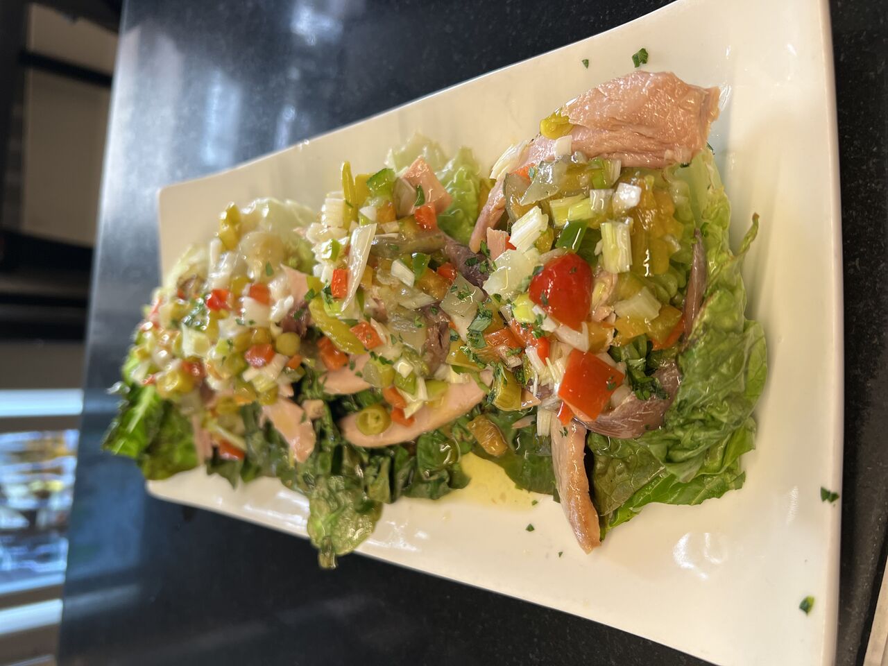 Cogollos con salsa vinagreta