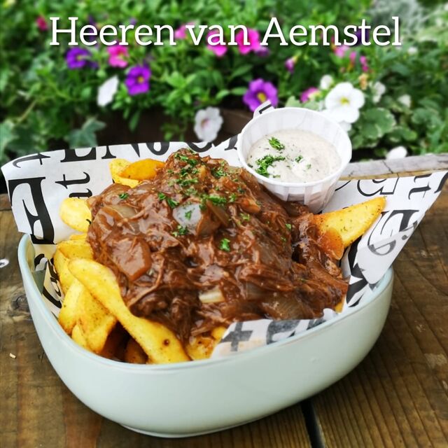 Op nummer 4
Het Frietje Stoofvlees