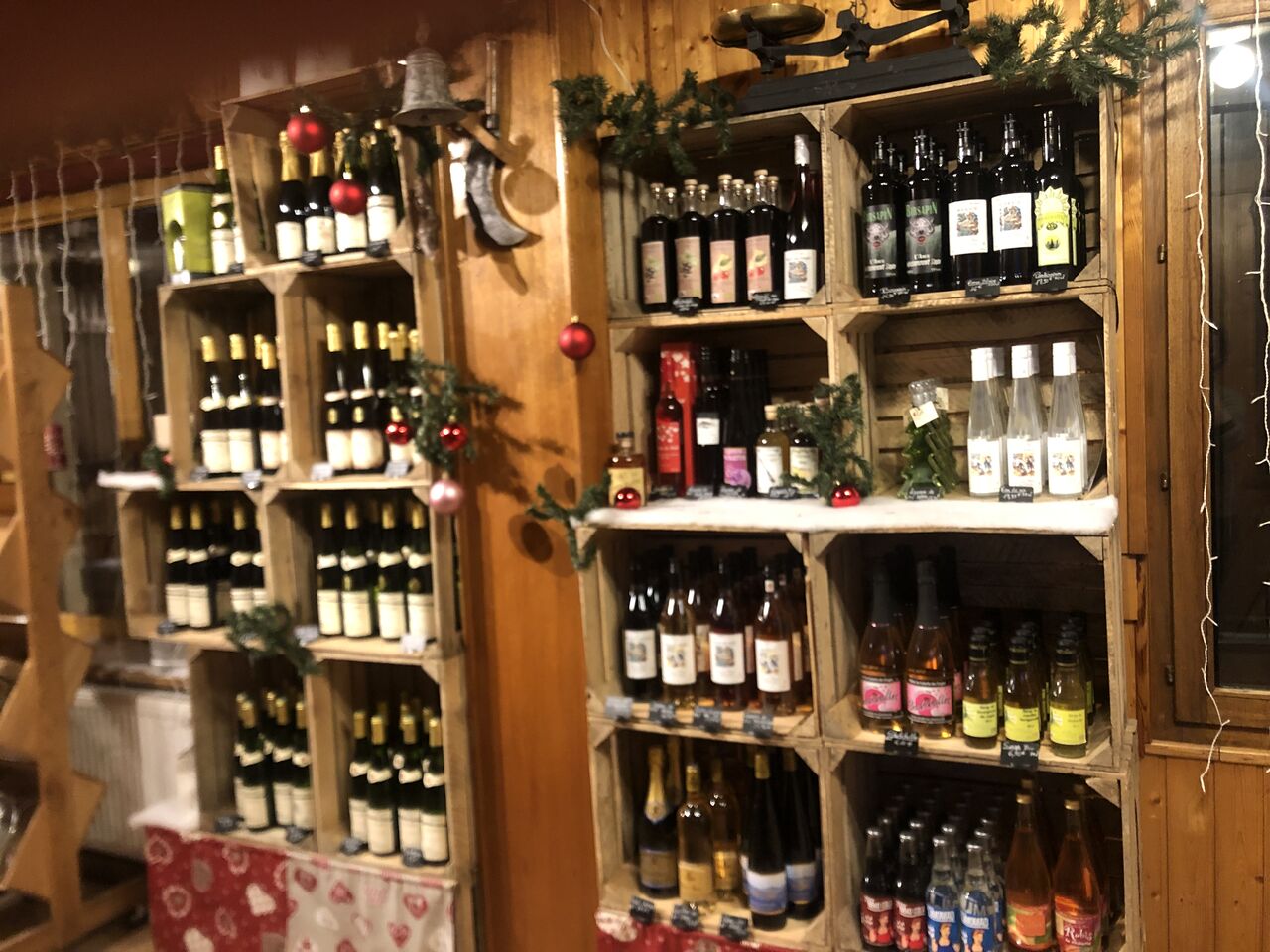 Une selection de vin d'Alsace (FREUDENREICH) et d'alcool spiritueux