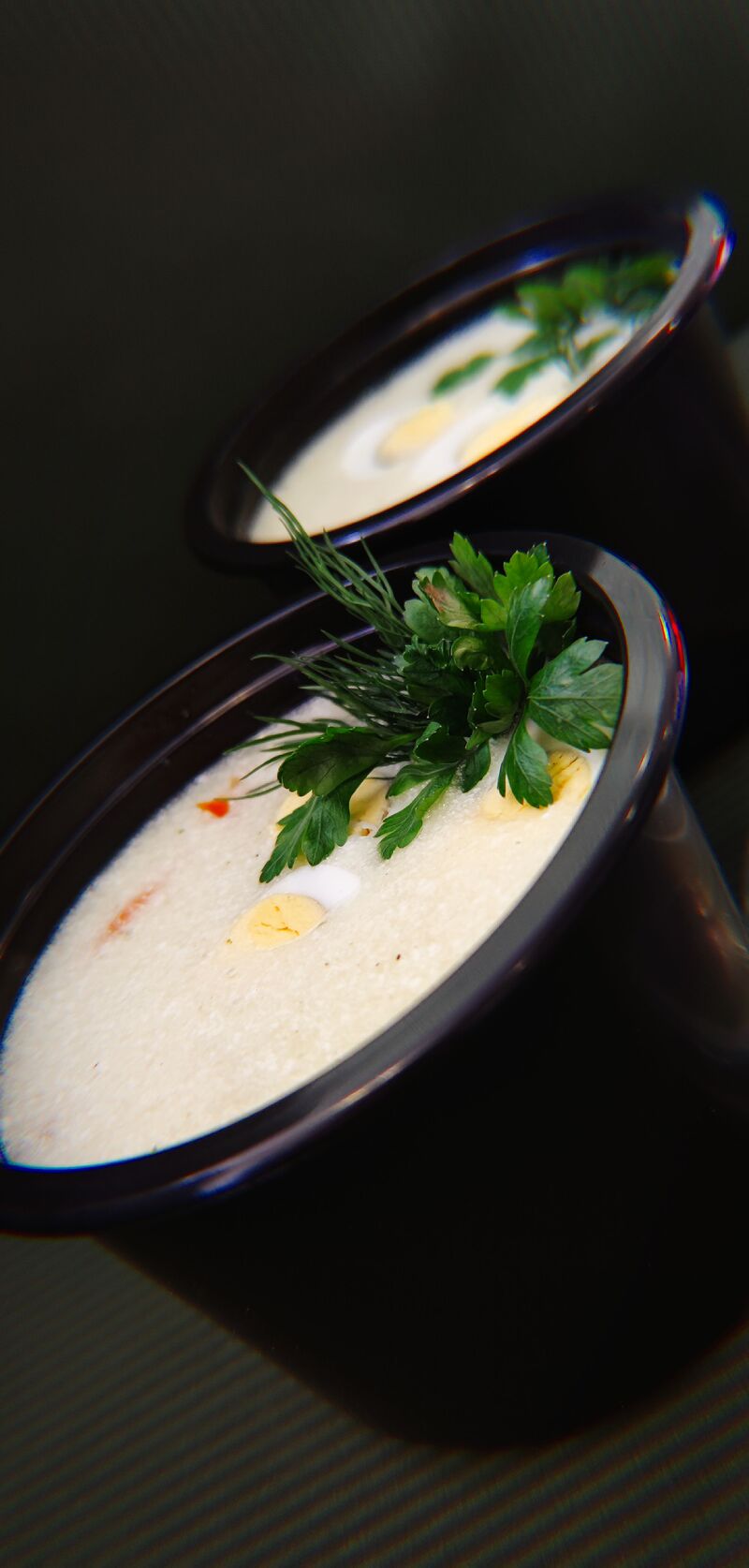 Журек ( польський суп ) - вершковий суп з домашньою ковбасою та баликом. Смачний обід для дорослих та дітей.