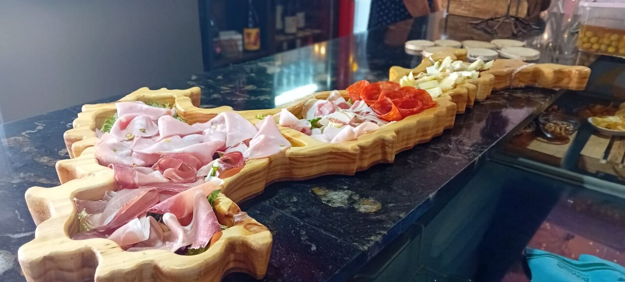 Triunfo embutido y queso