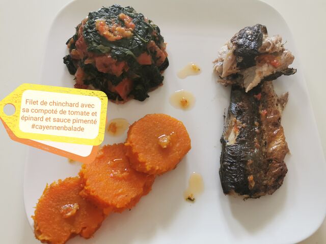 Compoté d'épinards et tomates avec son filet de chinchard accompagnés de ses patates douces
