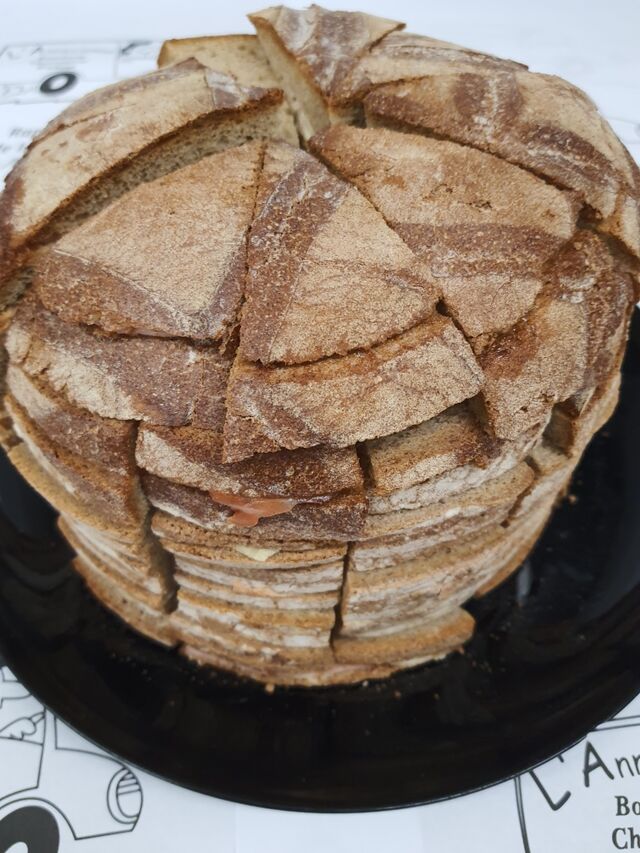 Pain surprise L'annecienne Boucherie Traiteur Annecy