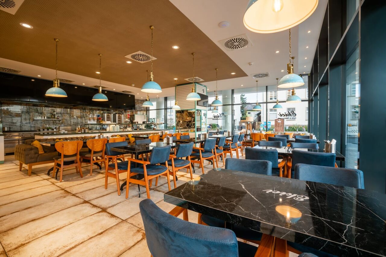 Ekici Caf Restaurant Men