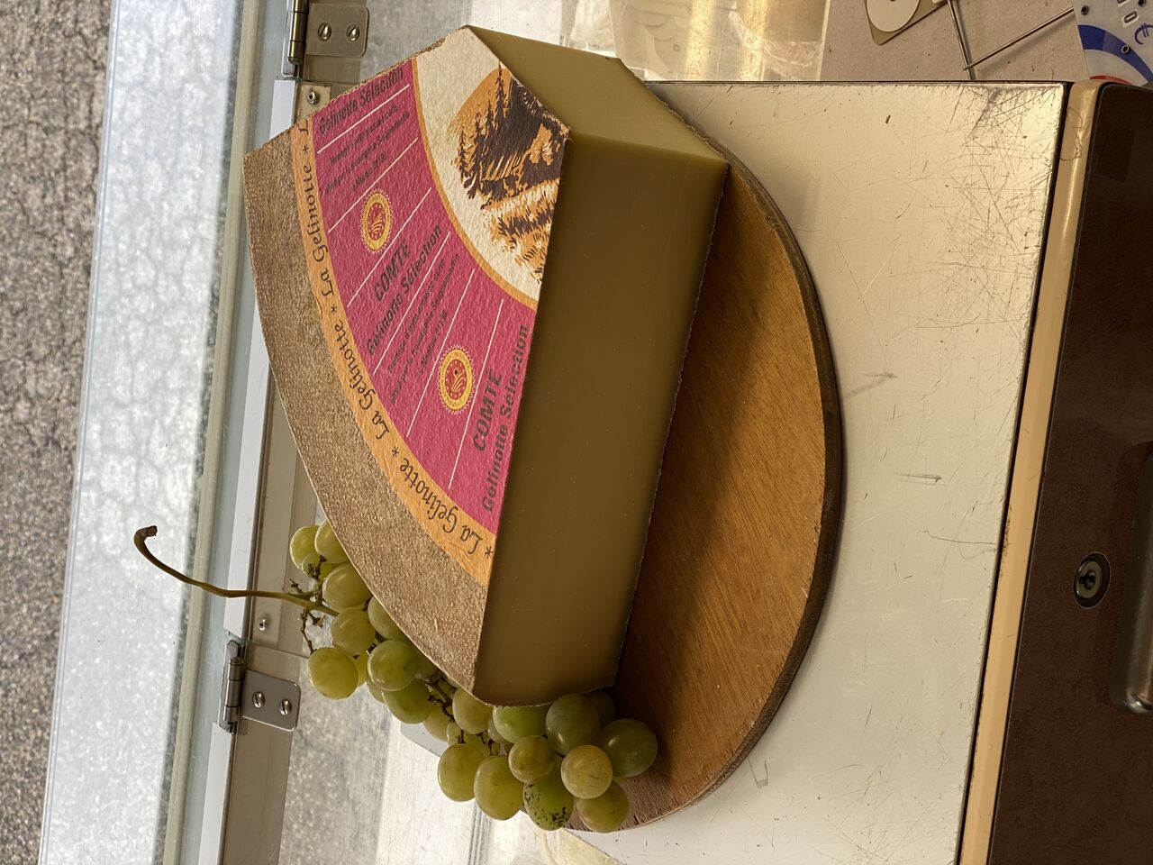 Comte extra fruité : comte Seigne Martin à Nantua. (Affinage +18 mois)