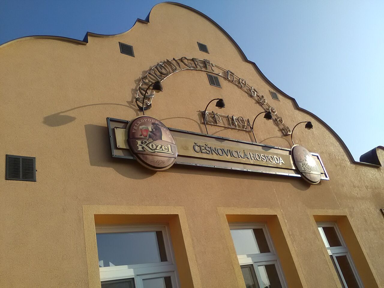 Přijďte ochutnat do naší restaurace vynikající domácí polední menu.