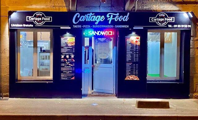 Retrouvez-nous pour manger dans une ambiance chaleureuse et comfortable.