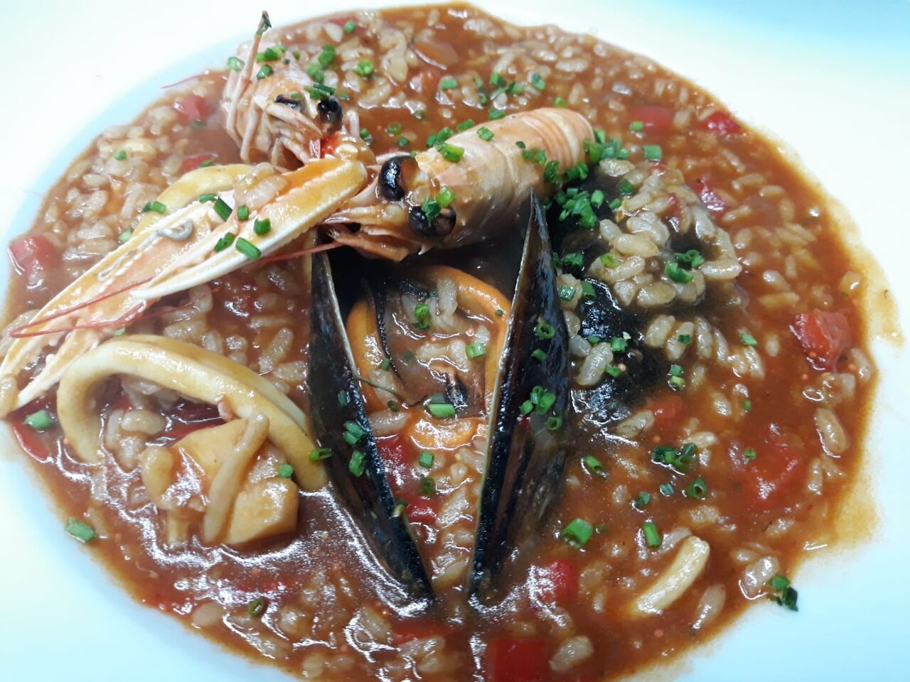 Arroz marinero (especialidad de la casa)