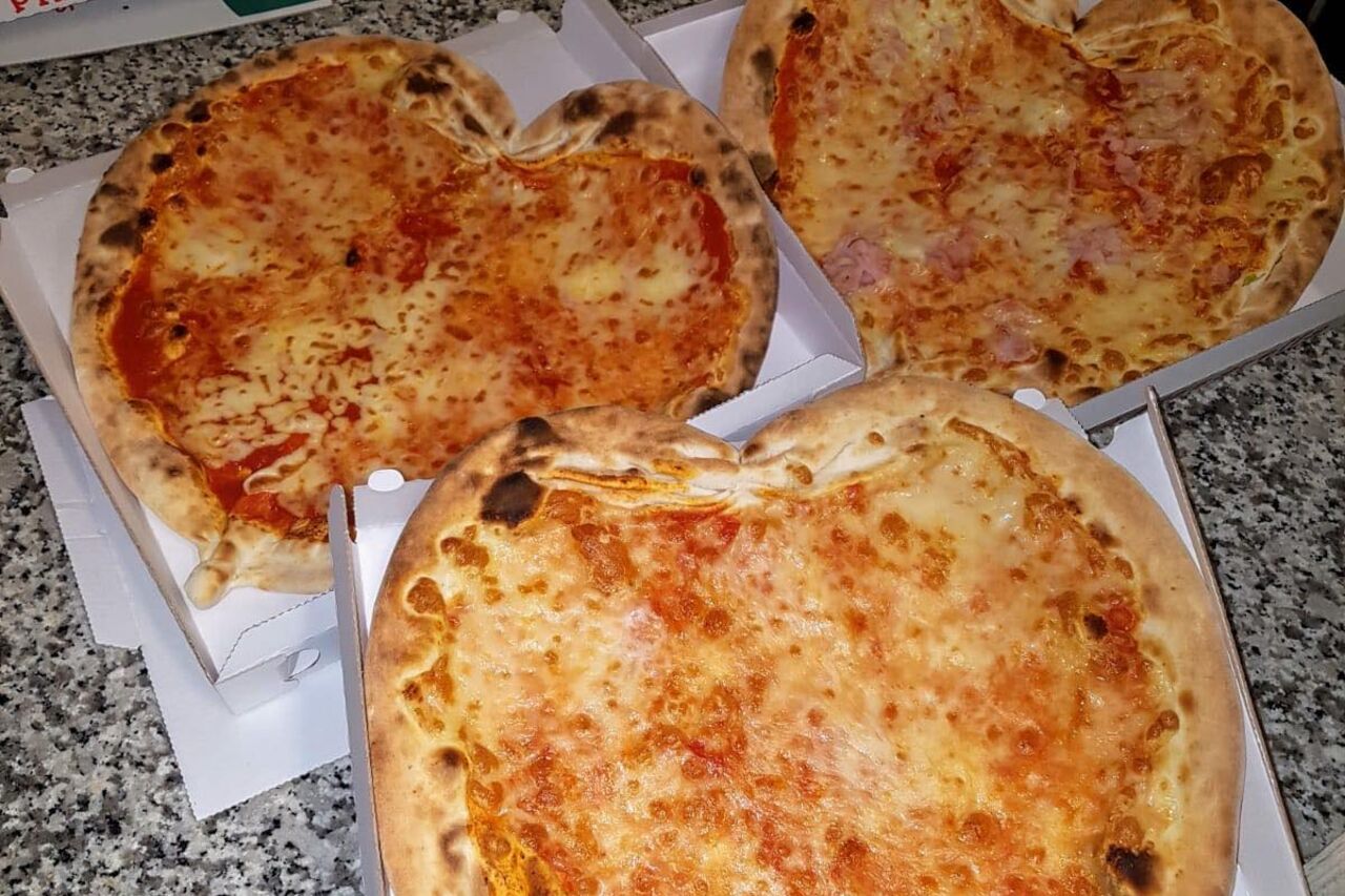 LA PIZZA A CASA TUA!