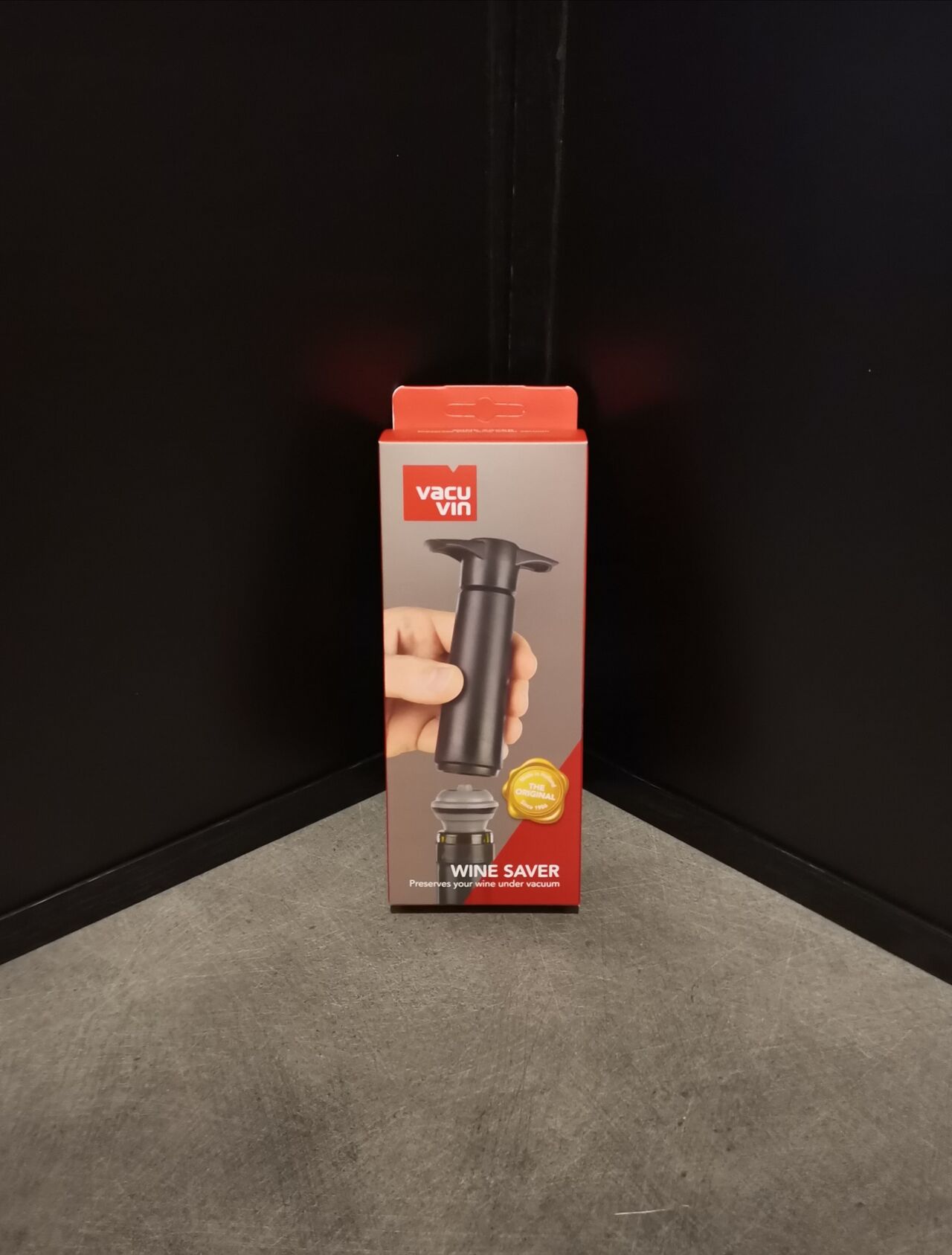 Pompe Vacuvin + 2 bouchons=11.20€ 