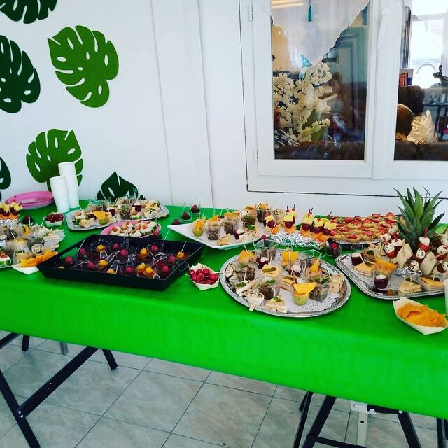 Repas déjeunatoire pour l'inauguration du magasin David Salon