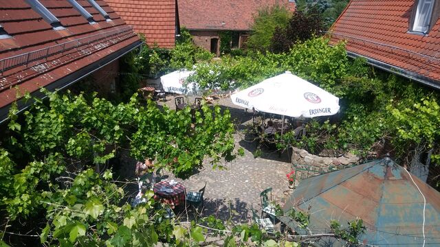 Hofterrasse - einfach idyllisch