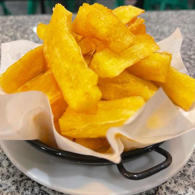 Mandioca frita (porções)