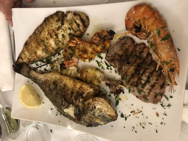LA NOSTRA GRIGLIATA DI PESCE