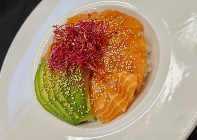 Chirashi
C15-Saumon,avocat

