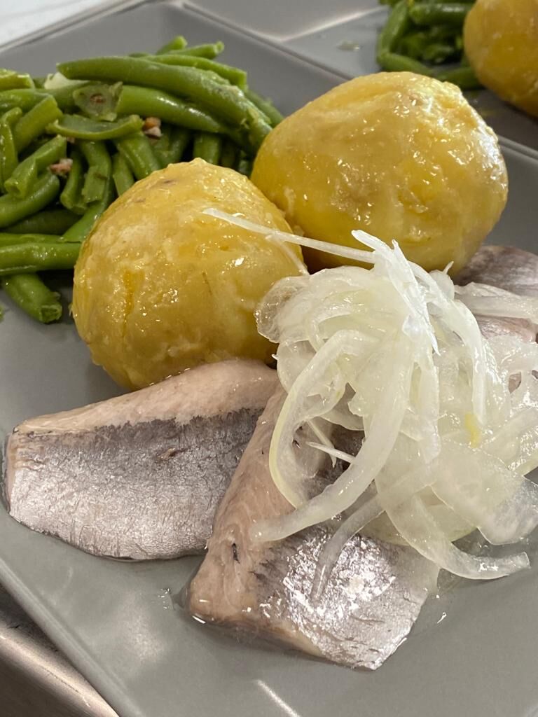 Matjes mit Speckbohnen