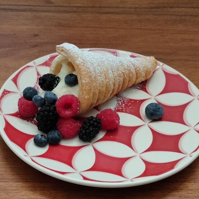 Cornets à la crème pâtissière