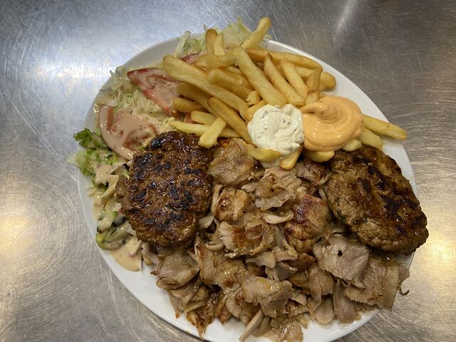 Assiette 2 viandes ( steak et kebab)