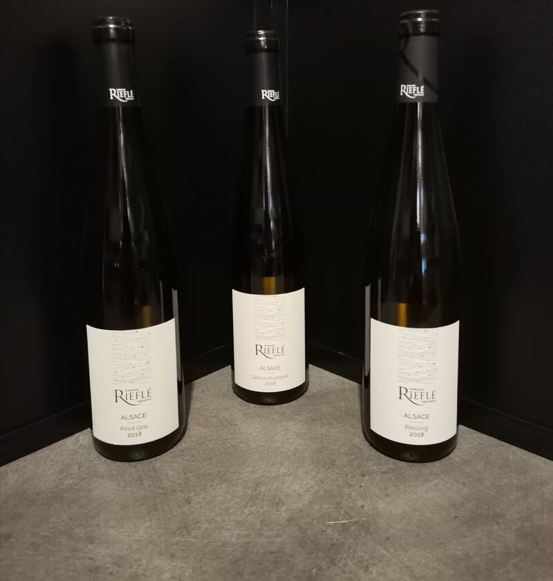 Domaine Rieflé-Landmann, Pinot gris bio 2019=16.50€ / Riesling bio 2019=16.50€ / Gewurztraminer bio 2018=17€