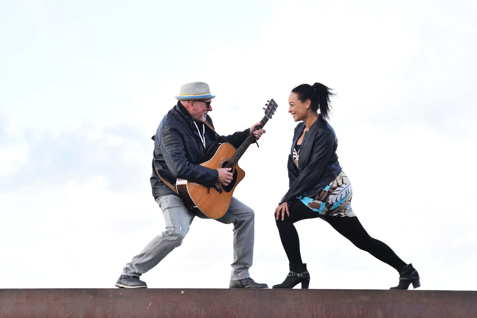 30 APR - 💃🏻🌺🌿🕺🏽TANZ IN DEN MAI mit Juicy Tones