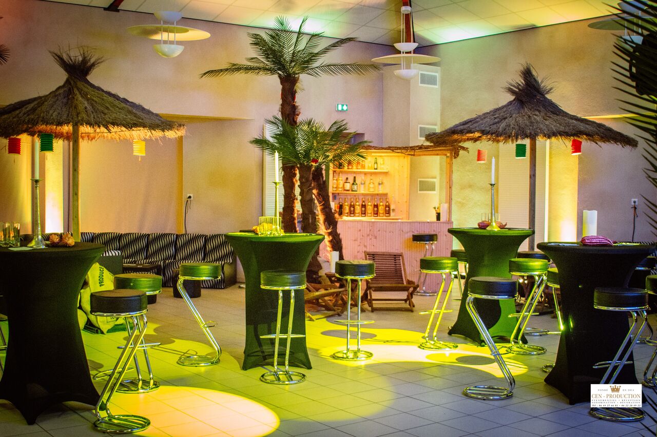 Ambiance des îles, soirée sous les sunlights des tropiques.