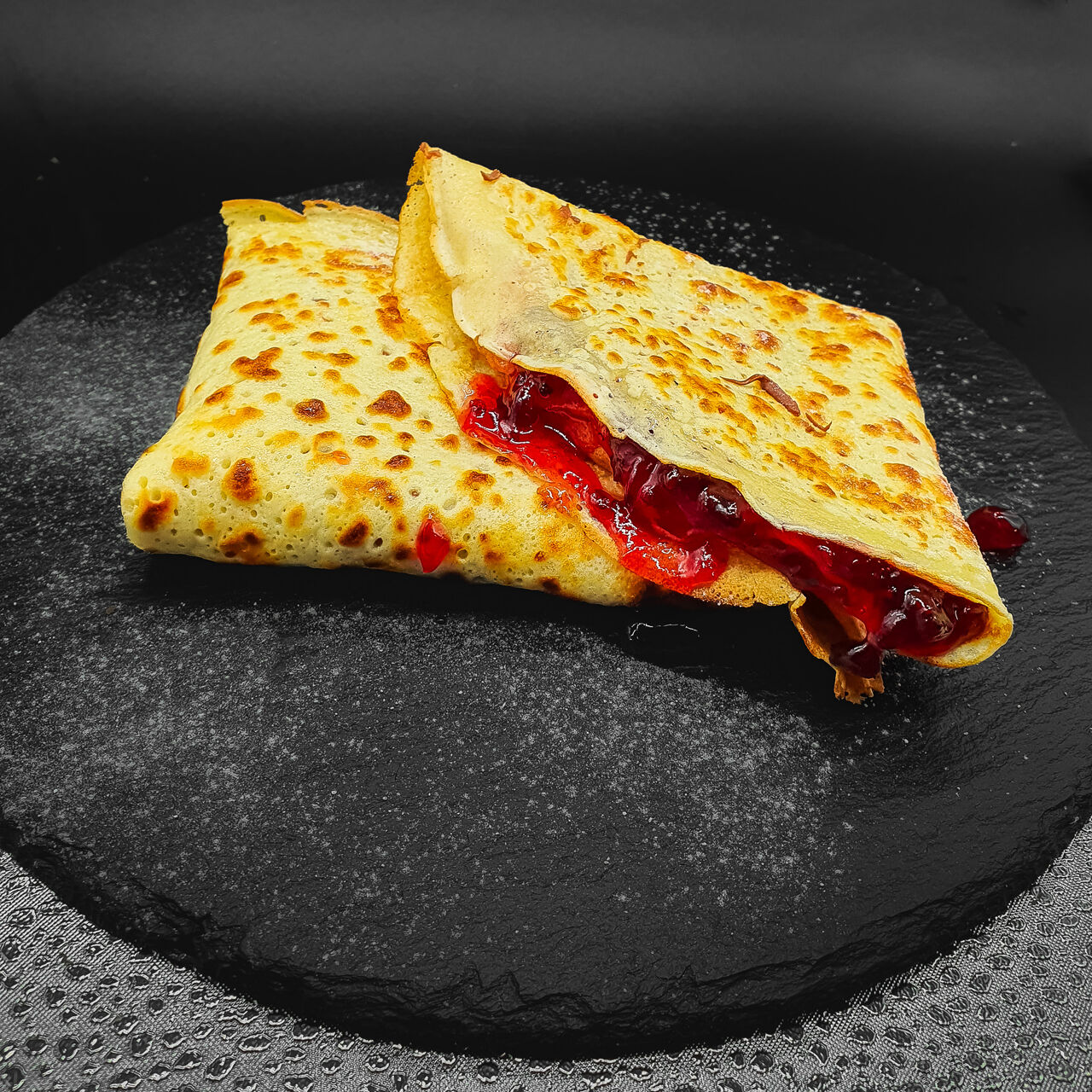 CLATITE CU DULCEATA DE CAPSUNI