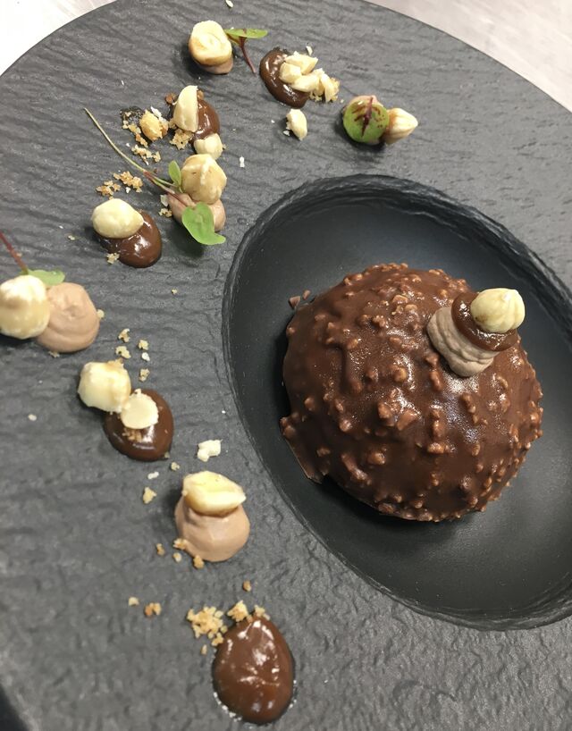 certains le connaisse d'autre vont AIMER le connaître :-)