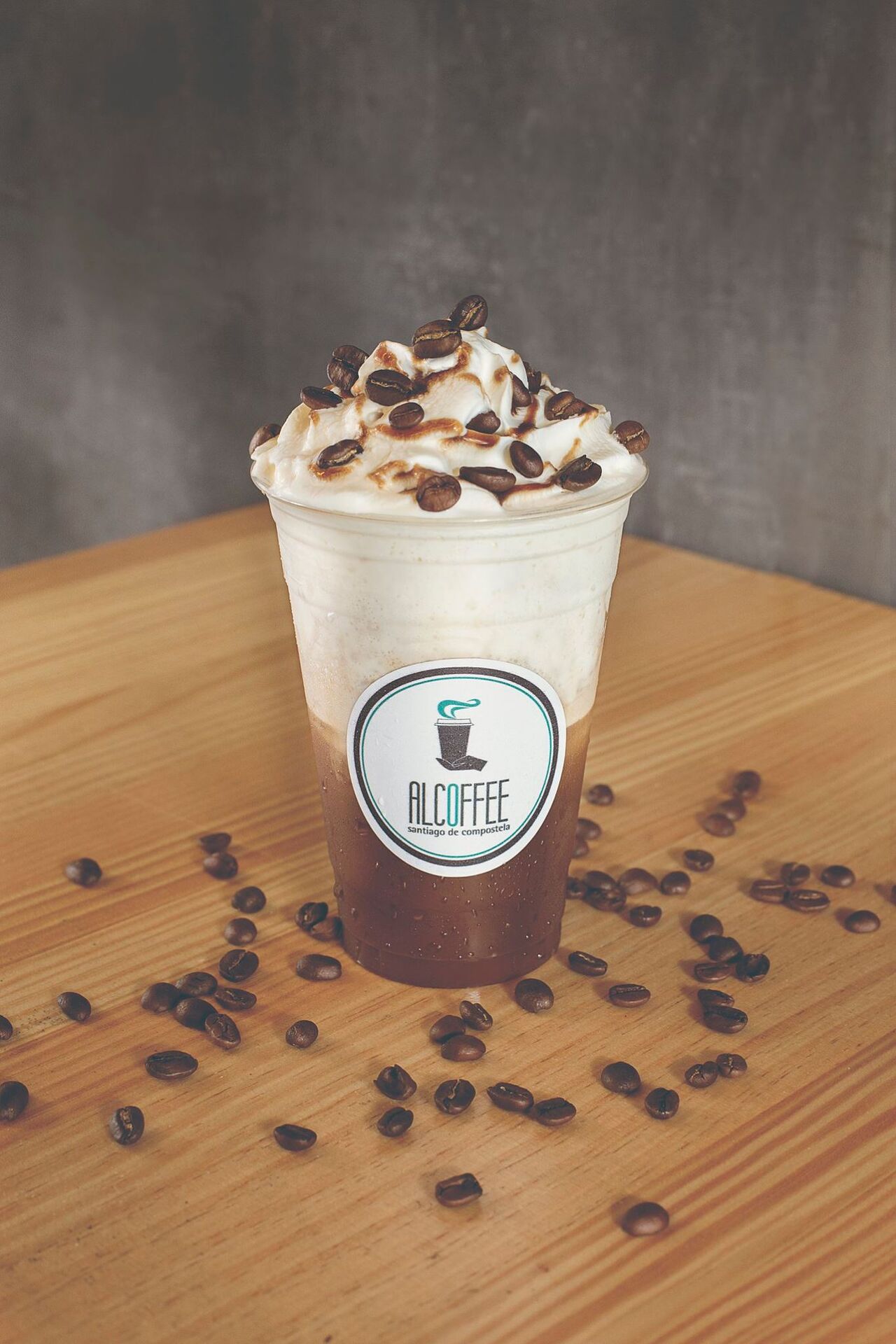 VARIEDAD EN CAFES
Latte Macchiato (Vainilla, Caramelo, Almendra, Avellana...)
Latte
Cremosito, Albombón, Americano,Orígen
