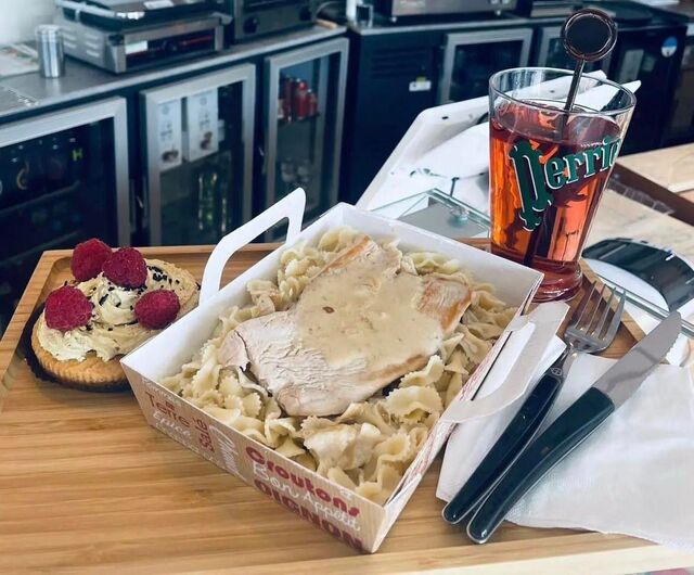 #platmaison#escalopeàlacrème#pâte#champignon#sablépistache#