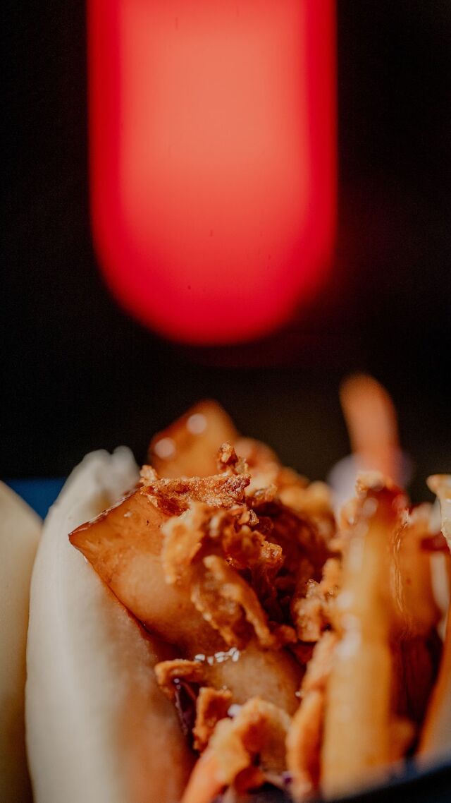 DÚO DE BAO CON CERDO GLASEADO