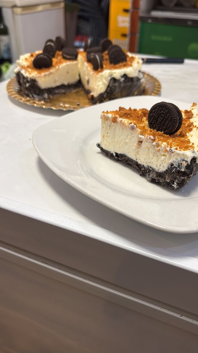 Tarta de oreo y mousse de limón 