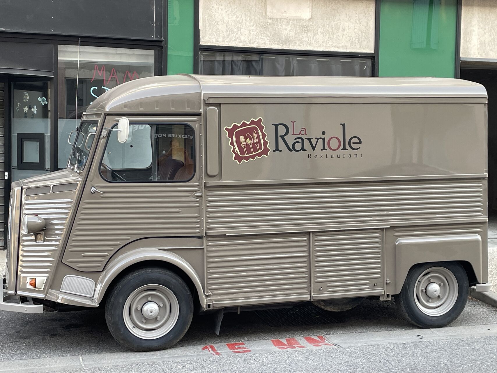 Le food truck La Raviole